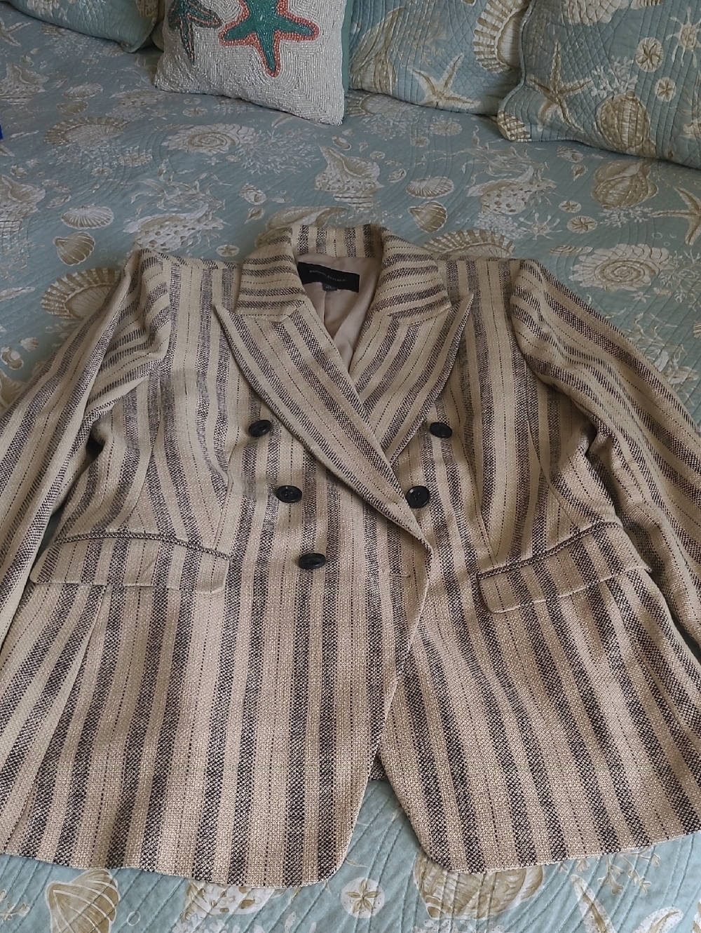 Banana Republic Striped Double-Breasted Blazer - Cream & Black - Picture 3 of 11